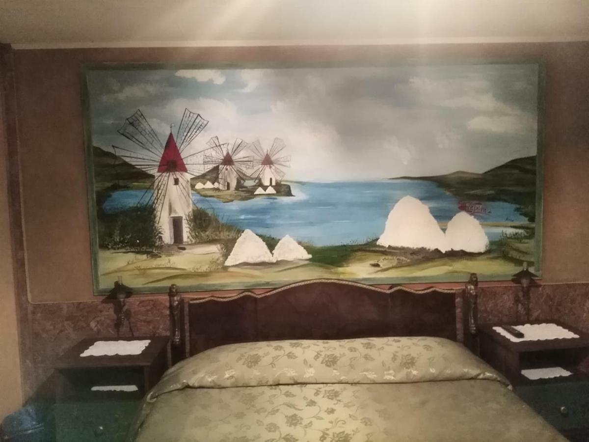 Sicilia In Miniatura "L'Atelier Dell'Etna" Bed & Breakfast Zafferana Etnea Dış mekan fotoğraf
